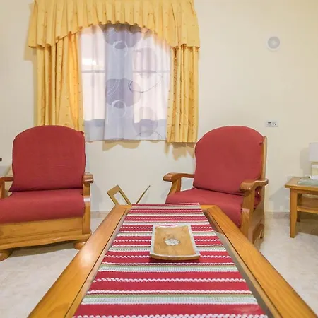 Apartment El Turman 101 Con Terraza Solarium Bbq