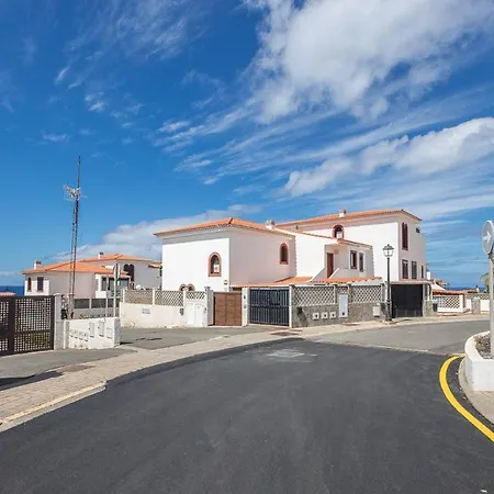 Apartment El Turman 101 Con Terraza Solarium Bbq